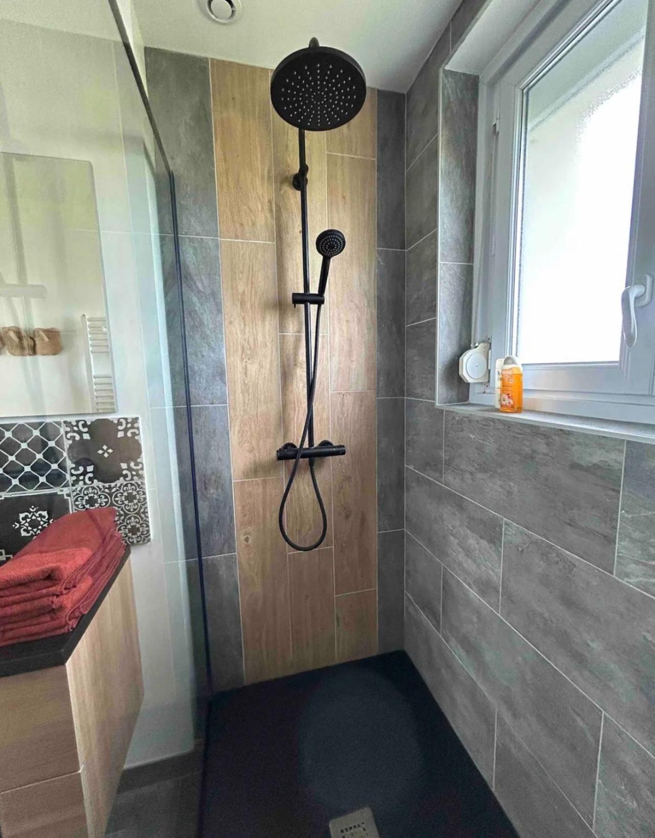 Superbe Appartement Refait A Neuf Morlaix Esterno foto